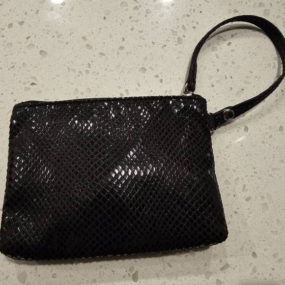 Nine West Black Wristlet NWT - Picture 3 of 4